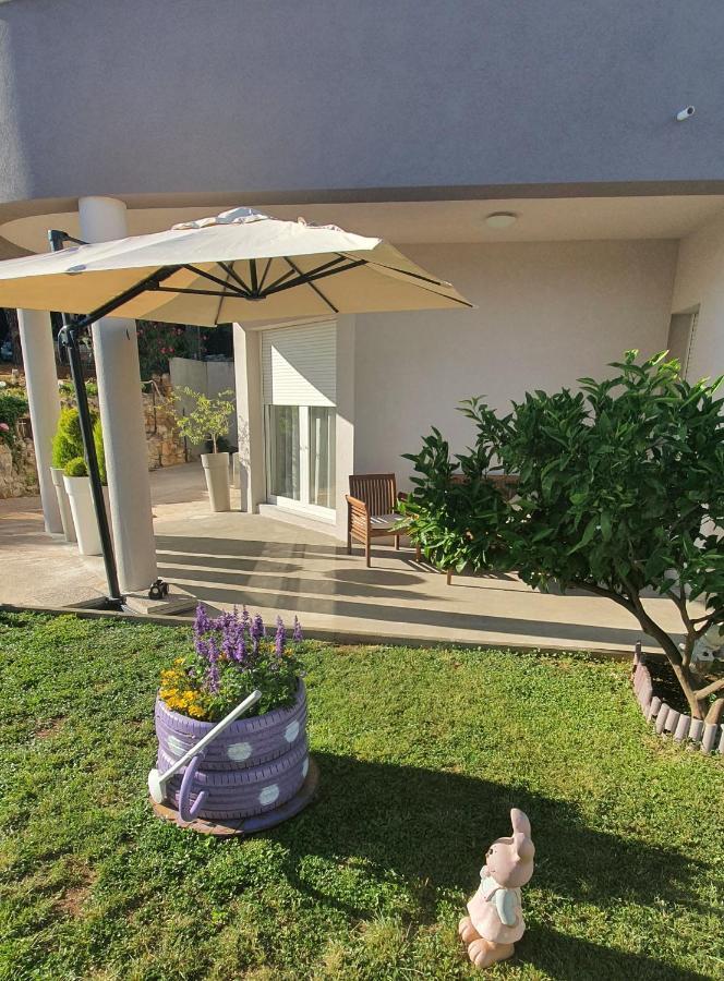 Apartman Tika Пула Екстериор снимка